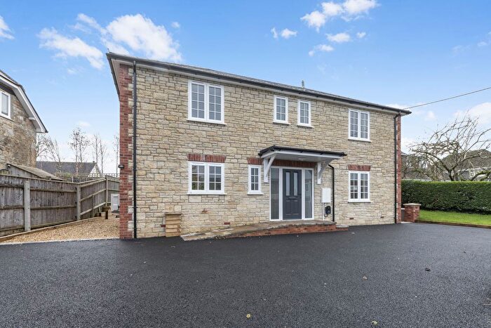 4 Bedroom Detached House For Sale In Back Street, Gillingham, SP8