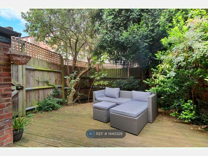 1 Bedroom Flat To Rent In Felix Avenue Crouch End, London, N8