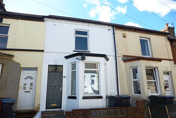 2 Bedroom Terraced House To Rent In Oswald Road, CT17