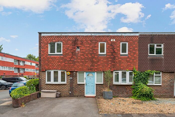 4 Bedroom End Of Terrace House For Sale In Bodnant Gardens, Raynes Park, SW20