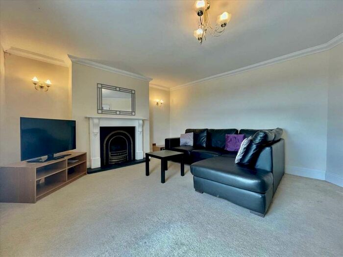 2 Bedroom Apartment To Rent In Bedford Terrace, Plymouth, PL4