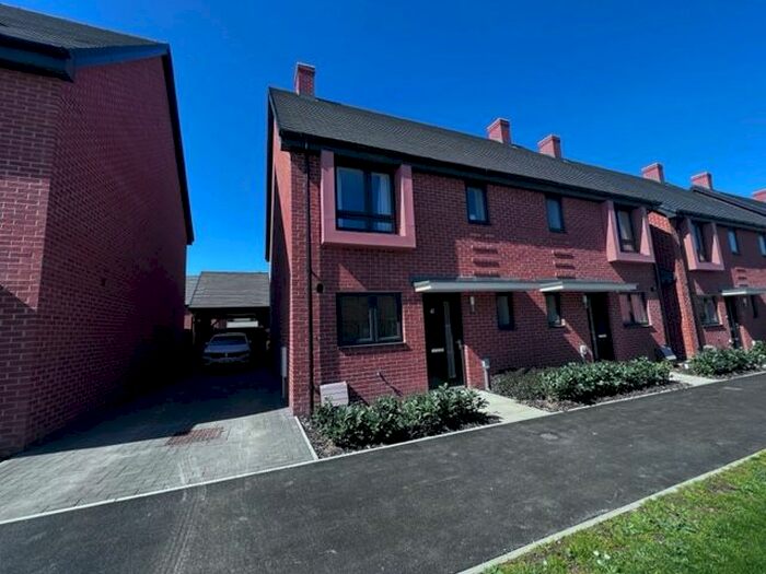 3 Bedroom Property To Rent In Heritage Road, Kingsnorth, Ashford, TN25