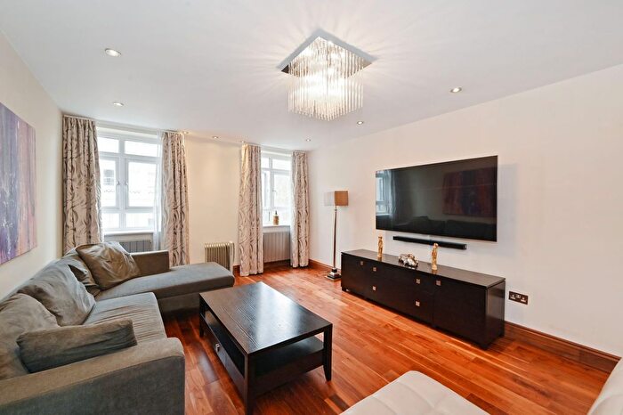 3 Bedroom Flat To Rent In Barrie House, Lancaster Gate, W2