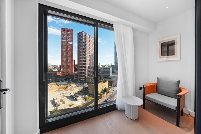 1 Bedroom Flat To Rent In River Park Tower, London, SW8