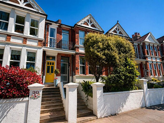 3 Bedroom Terraced House For Sale In Queens Park Terrace, Brighton, BN2