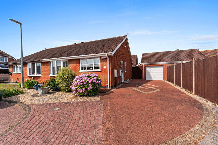 2 Bedroom Semi-Detached Bungalow For Sale In Barnet Drive, New Waltham, DN36