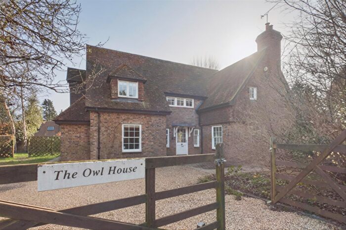 4 Bedroom House To Rent In The Owl House, Chequers Lane, Preston, SG4