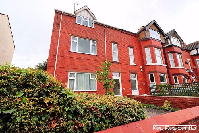 4 Bedroom Flat To Rent In Drummond Road, Hoylake, Wirral, CH47