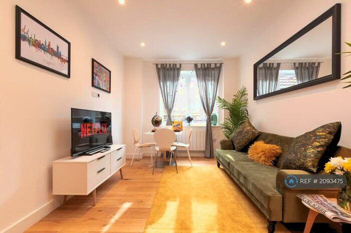 1 Bedroom Flat To Rent In Kings House, Southampton, SO15