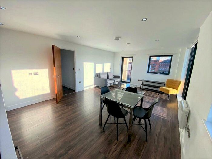 2 Bedroom Apartment To Rent In The Quadrant, Sand Pits, Birmingham, B1