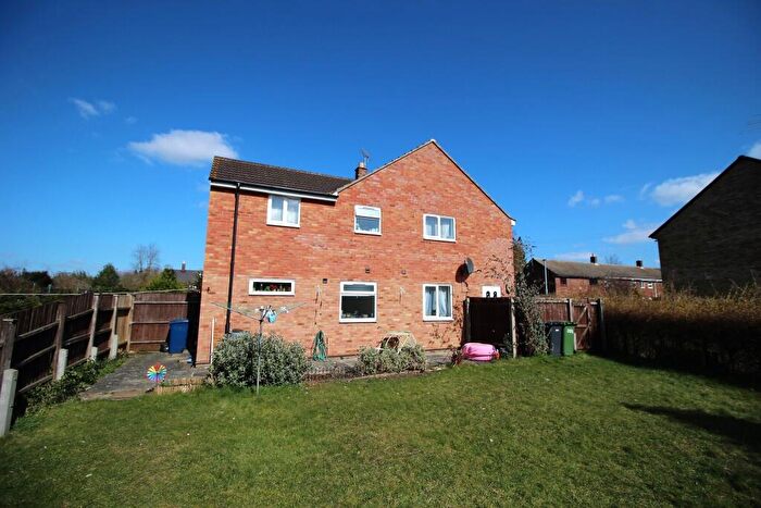 2 Bedroom End Of Terrace House To Rent In Jermyn Close, Cambridge, Cambridgeshire, CB4