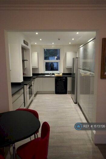 8 Bedroom Terraced House To Rent In Wellington Street, Gloucester, GL1