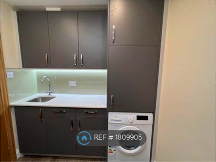 Studio To Rent In Worton Road, Isleworth, TW7