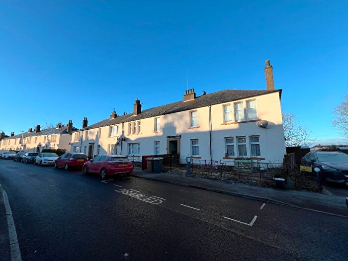 2 Bedroom Flat To Rent In Kenmore Terrace, Dundee, DD3