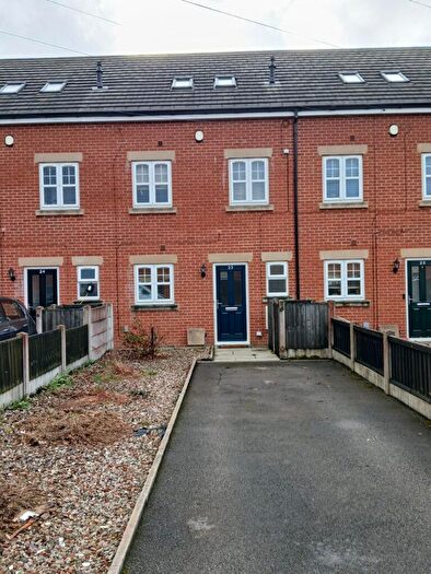 3 Bedroom Town House To Rent In Townley Street, Chorley, Lancashire, PR6
