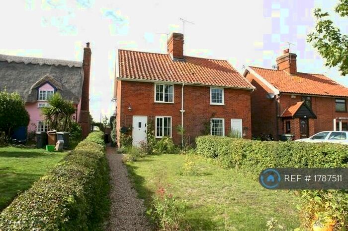 3 Bedroom Semi-Detached House To Rent In The Green, Pettaugh, IP14