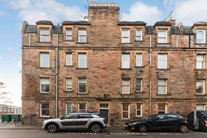 1 Bedroom Flat To Rent In Millar Place, Morningside, Edinburgh, EH10