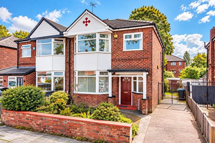 3 Bedroom Semi-Detached House For Sale In Radstock Road, Stretford, Manchester, M32