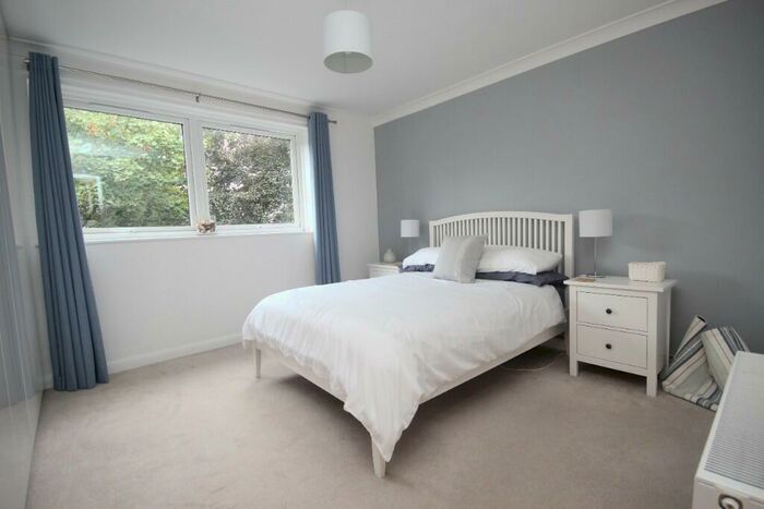 2 Bedroom Apartment To Rent In The Avenue, Poole, Dorset, BH13