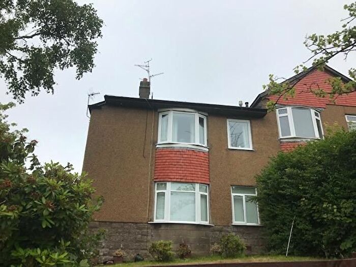 3 Bedroom Flat To Rent In Gladsmuir Road, Glasgow, G52