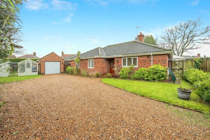 4 Bedroom Detached Bungalow For Sale In Bayes Court, North Walsham, NR28