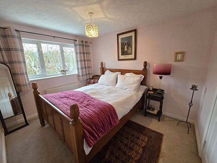 3 Bedroom Terraced House For Sale In Ashdown Fields, Chartham, CT4