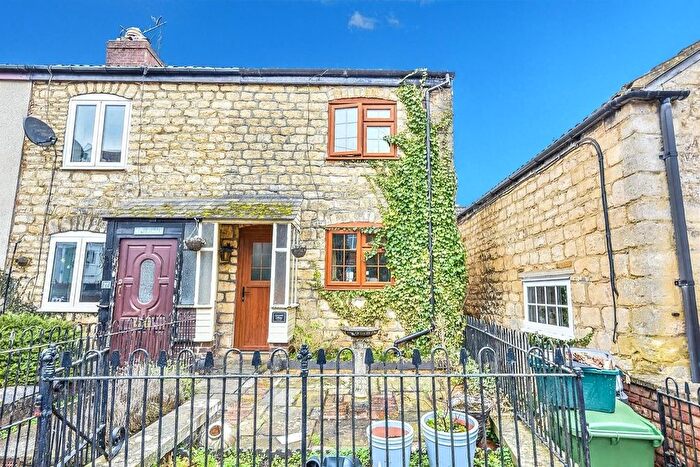 2 Bedroom End Terrace House For Sale In Chapel Street, Cam, Dursley, GL11