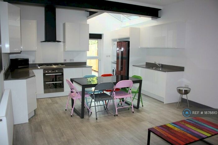 7 Bedroom Terraced House To Rent In Elliott Villas, Selly Oak, Birmingham, B29