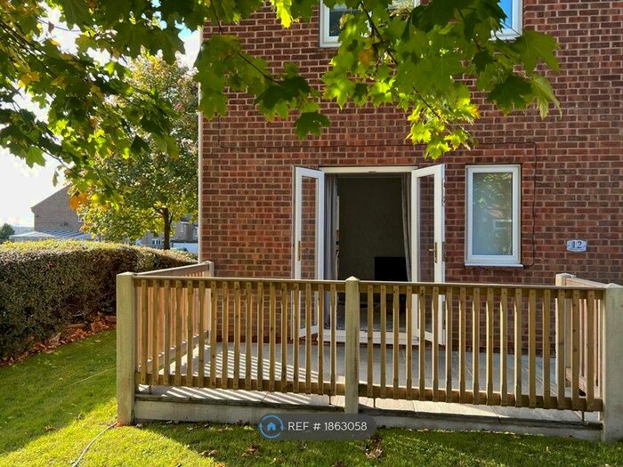 Studio To Rent In Haydn Avenue, Wakefield, WF3