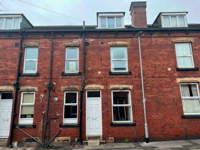 2 Bedroom Terraced House To Rent In Spring Grove View, Hyde Park, Leeds, LS6