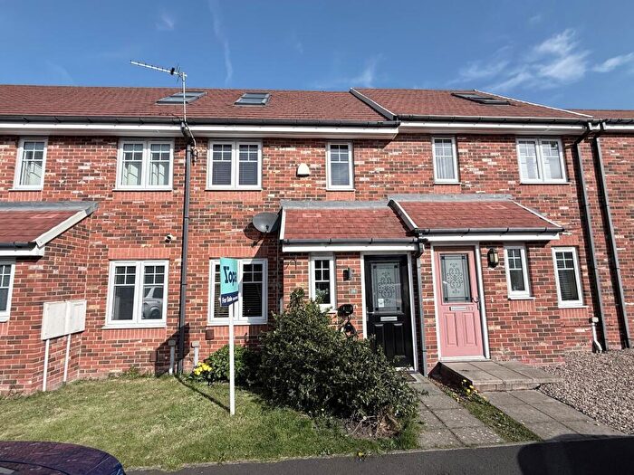 3 Bedroom Terraced House For Sale In Alnmouth Court, Newcastle Upon Tyne, NE5