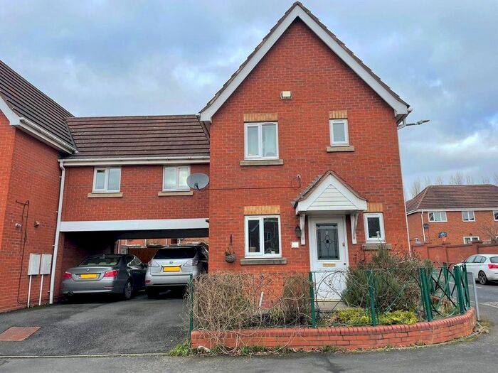 3 Bedroom Semi-Detached House To Rent In Barbel Drive, Wolverhampton, West Midlands, WV10