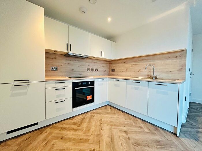 1 Bedroom Flat To Rent In Castleward Boulevard, Derby, DE1