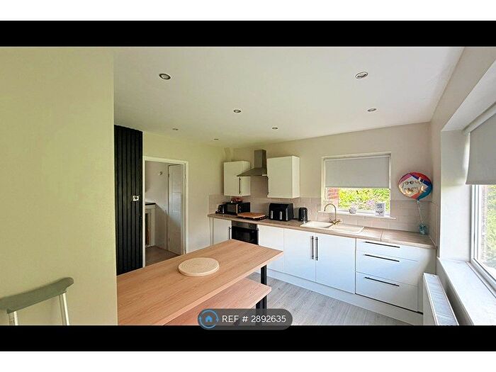 3 Bedroom Semi-Detached House To Rent In Clydesdale Avenue, Houghton Le Spring, DH4
