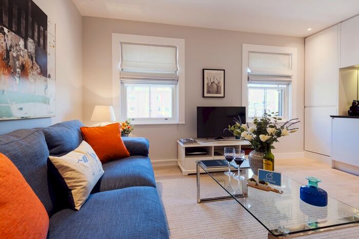 1 Bedroom Flat To Rent In Old Brompton Road, London, SW5