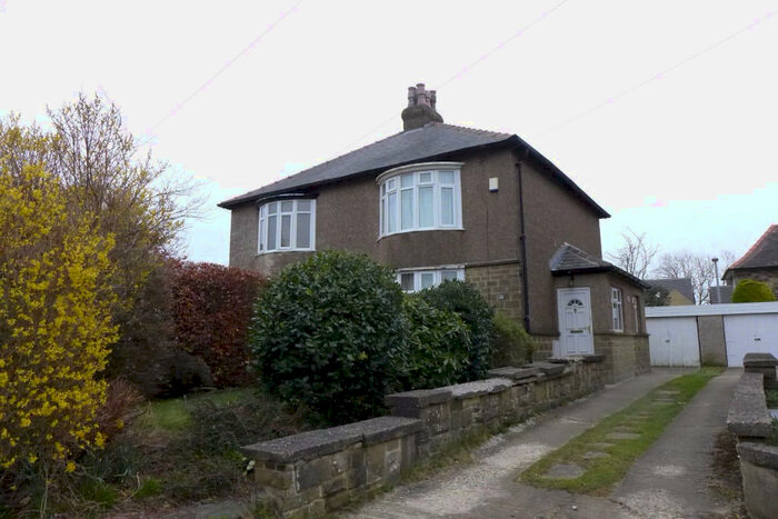 2 Bedroom Semi-Detached House To Rent In Ryburn Road, Oakes, Huddersfield, West Yorkshire, HD3