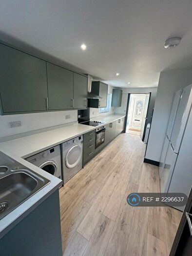 4 Bedroom Semi-Detached House To Rent In Wordsworth Close, Egremont, CA22