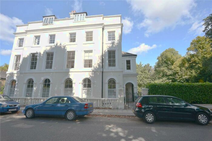 2 Bedroom Apartment To Rent In Grove Park, Camberwell, London, SE5