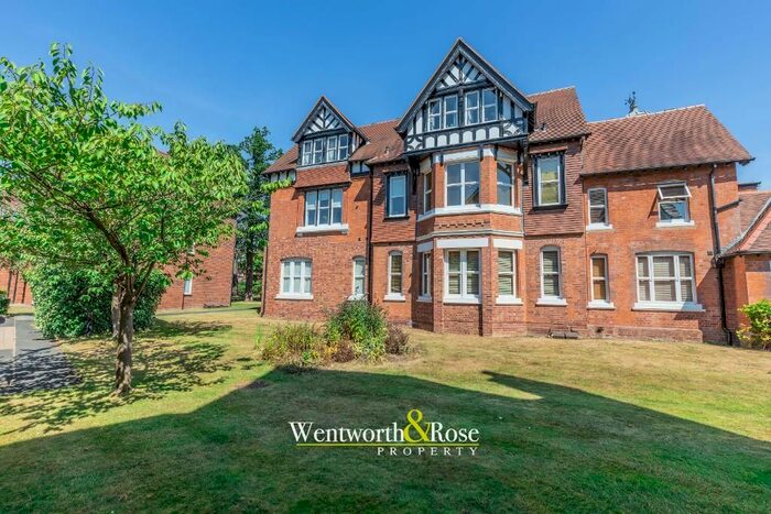 2 Bedroom Flat To Rent In Manor House, Wake Green Road, Moseley, Birmingham, B13