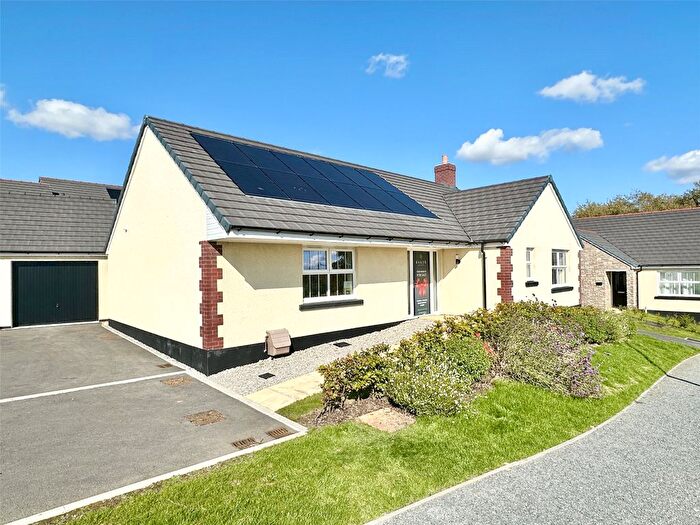 3 Bedroom Bungalow For Sale In Estuary Avenue, Appledore, Bideford, Devon, EX39