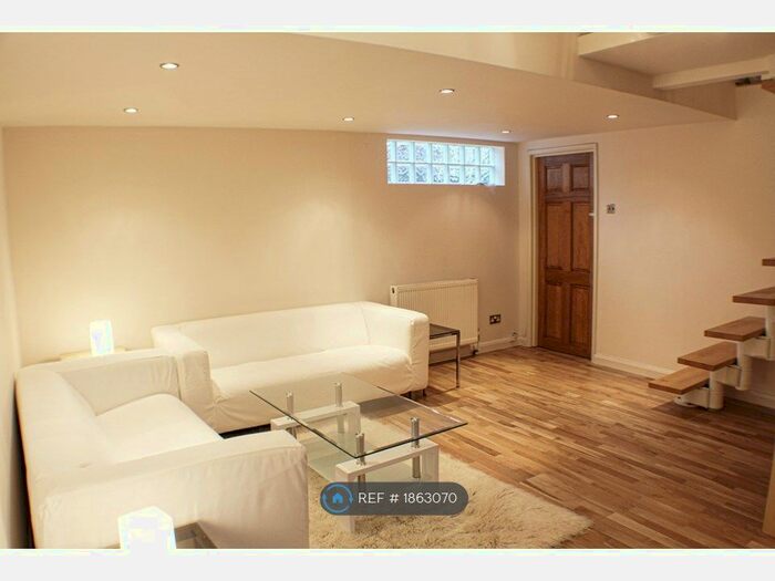 1 Bedroom Detached House To Rent In Wembury Mews, London, N6