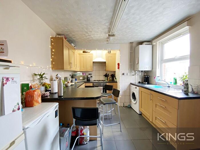 4 Bedroom Terraced House To Rent In Gordon Avenue, Southampton, SO14