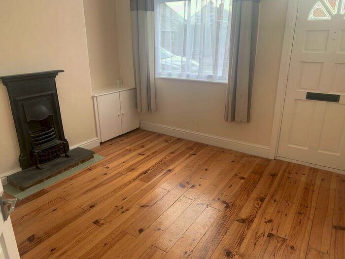 2 Bedroom Terraced House To Rent In Dartford Road, Leicester, LE2