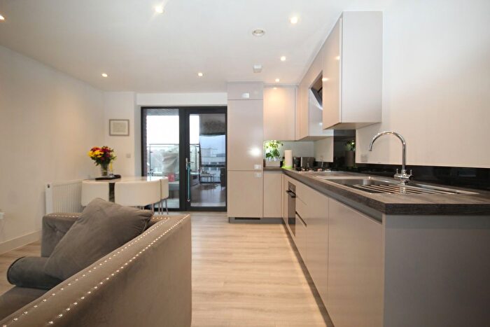 1 Bedroom Flat For Sale In High Street, Harrow, Middlesex, HA3