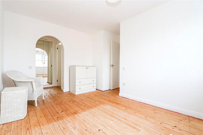 4 Bedroom Detached House For Sale In Meadow Way, Bradley Stoke, Bristol, BS32