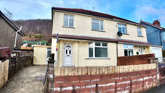 3 Bedroom Semi-detached House For Sale In Tribute Avenue, Cwmcarn, NP11
