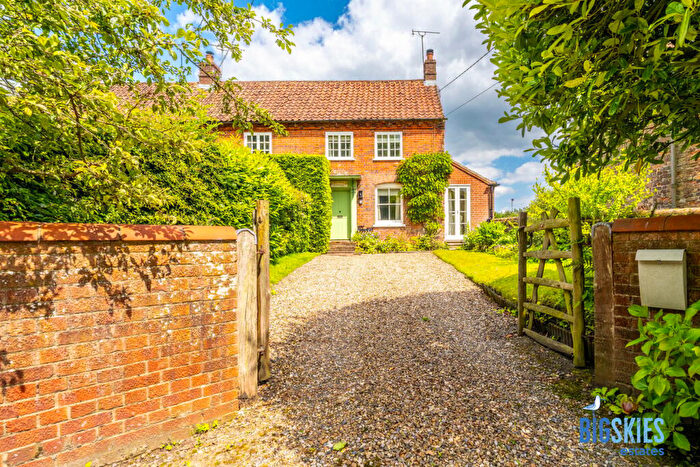 1 Bedroom Cottage For Sale In The Street, Swanton Novers, NR24