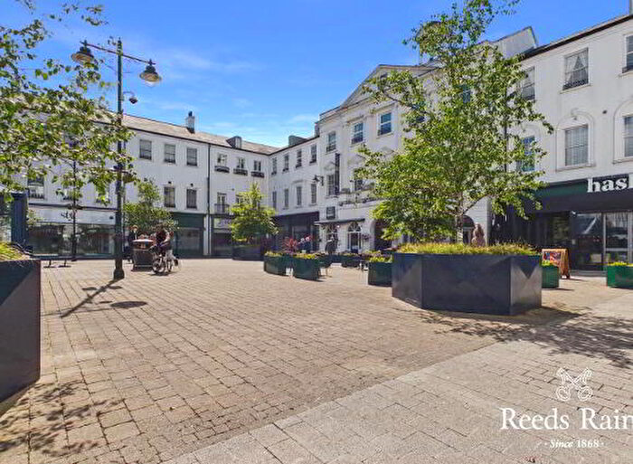 2 Bedroom Apartment / Flats For Sale In Lisburn Square, Lisburn, BT28