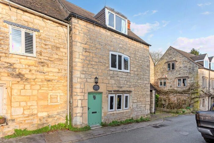 2 Bedroom Cottage To Rent In Vicarage Street, Painswick, Stroud, GL6
