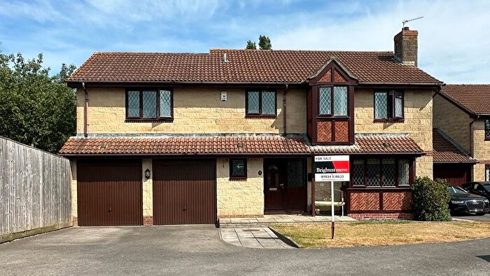 6 Bedroom Detached House For Sale In Arnor Close, North Worle, BS22